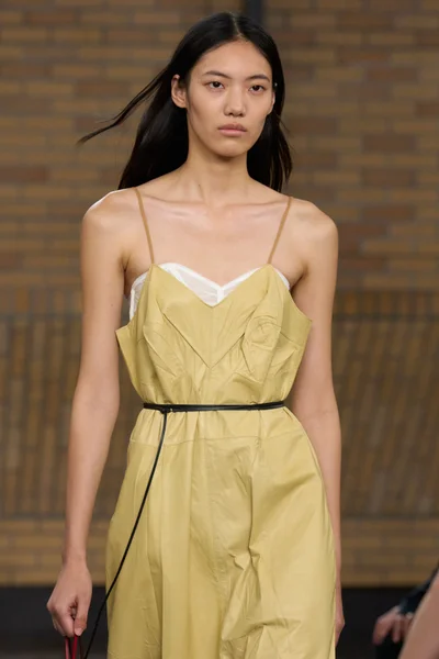 Look 46